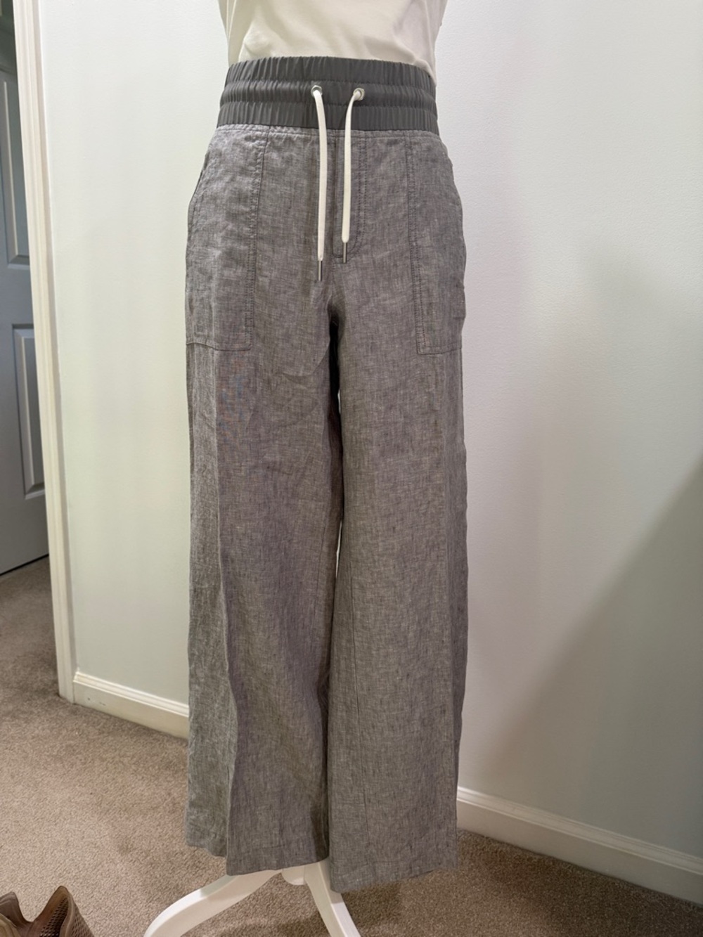 Athleta Women's Linen Gray Wide-Leg Trousers